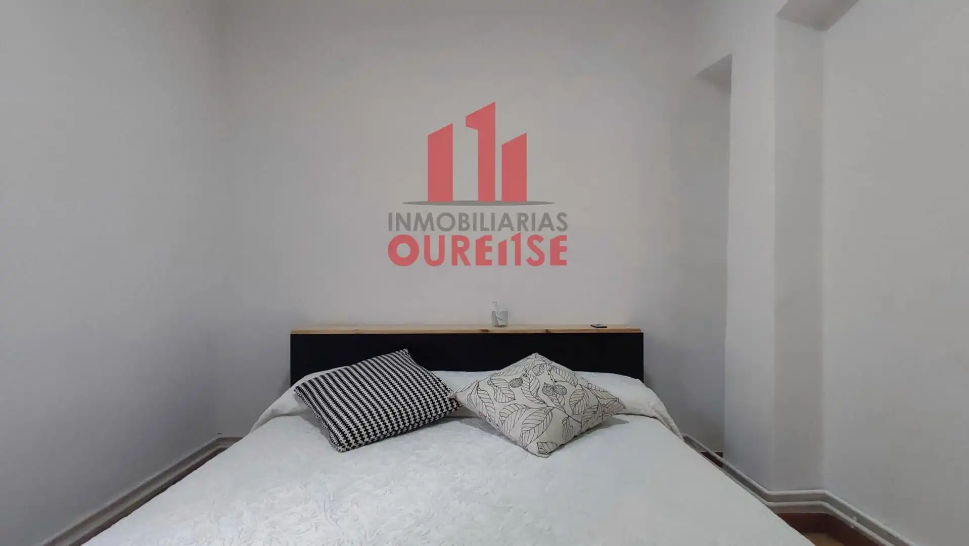 Bedroom of Houses for sale in Ourense Capital   with Private garden, Terrace and Storage room