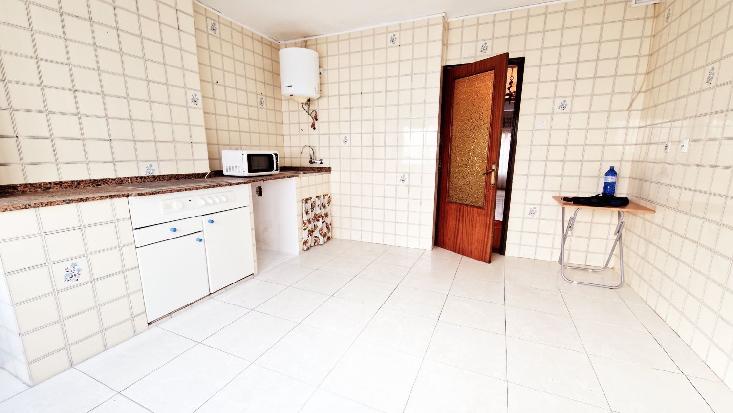 Kitchen of Flat for sale in Torrelavega 
