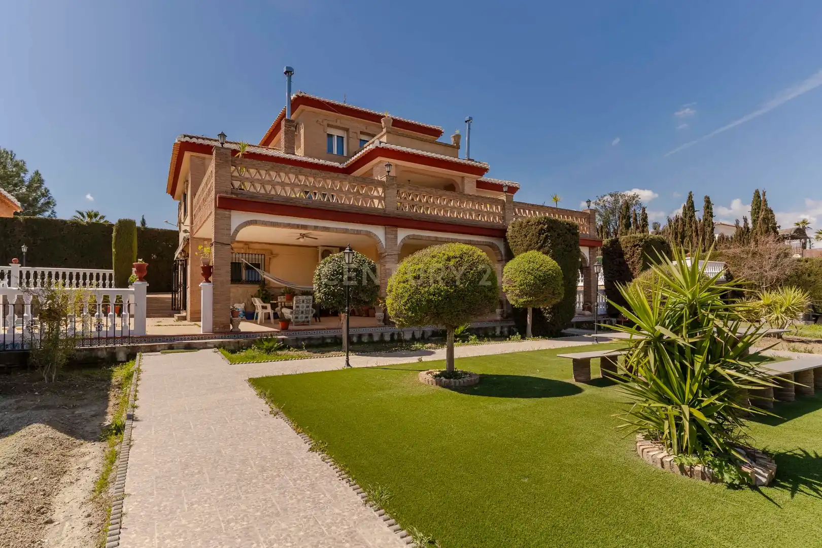 Vista exterior de Casa o chalet en venta en Las Gabias con Jardín privado, Trastero y Piscina