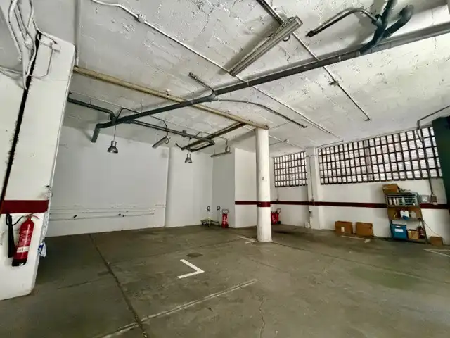 Industrial building to rent in Centre - Sant Josep - Sanfeliu, imagen 3