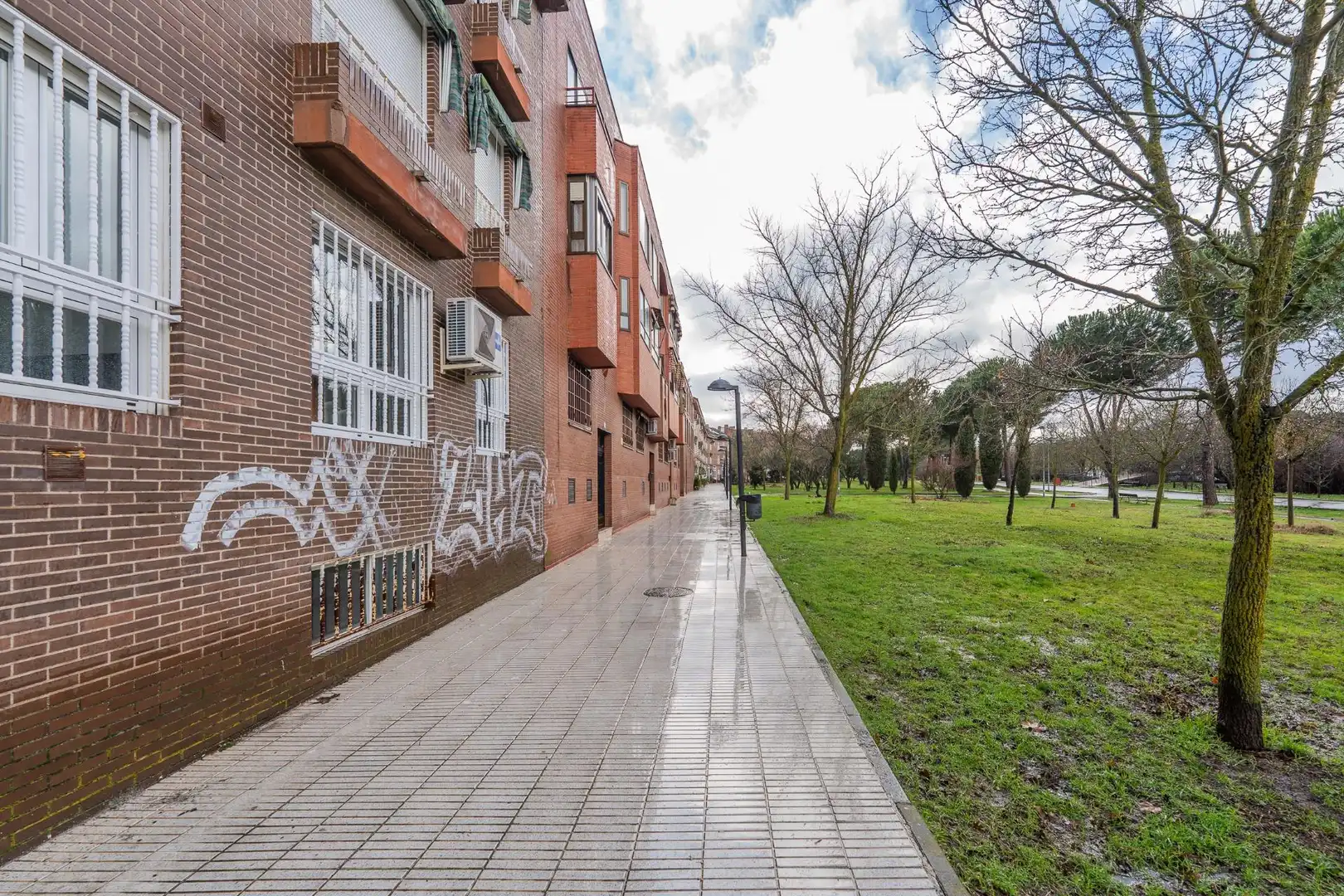 Vista exterior de Piso en venta en San Sebastián de los Reyes con Aire acondicionado, Calefacción y Parquet