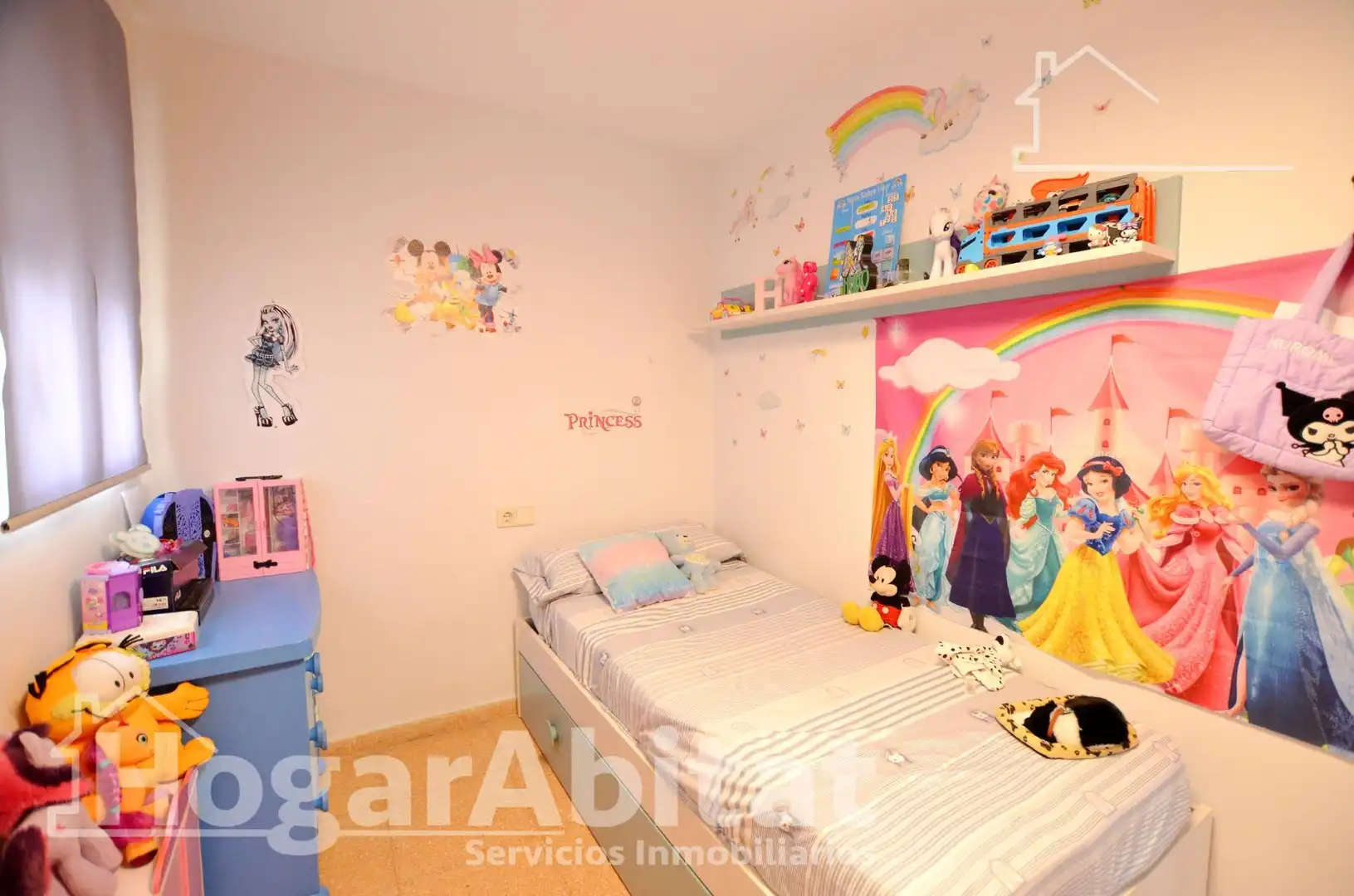 Habitación de Piso en venta en Alicante / Alacant con Calefacción, Trastero y Amueblado