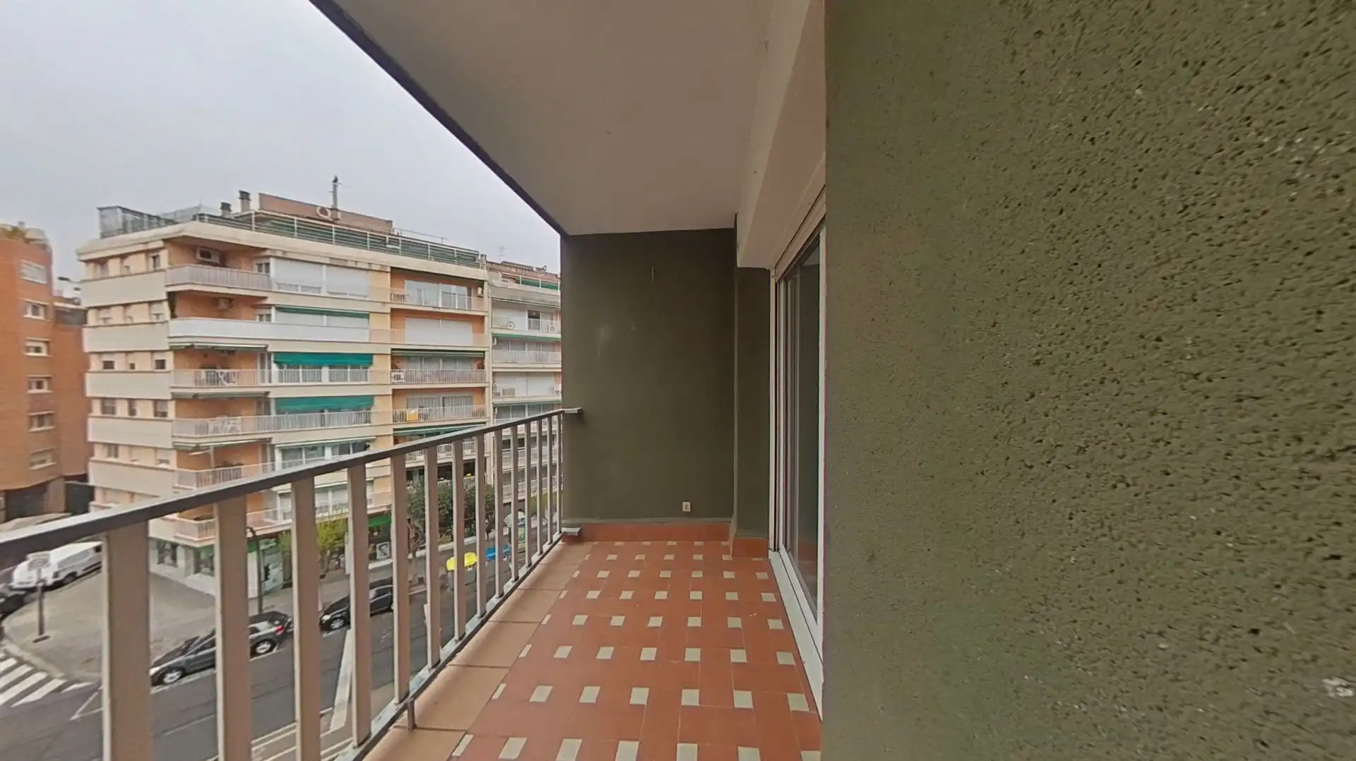 Balcony of Flat for sale in Terrassa  with Heating