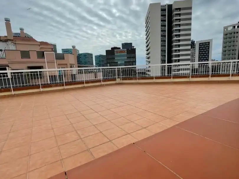 Penthouse with lift for sale in Carrer de la Igualtat 52, imagen 2