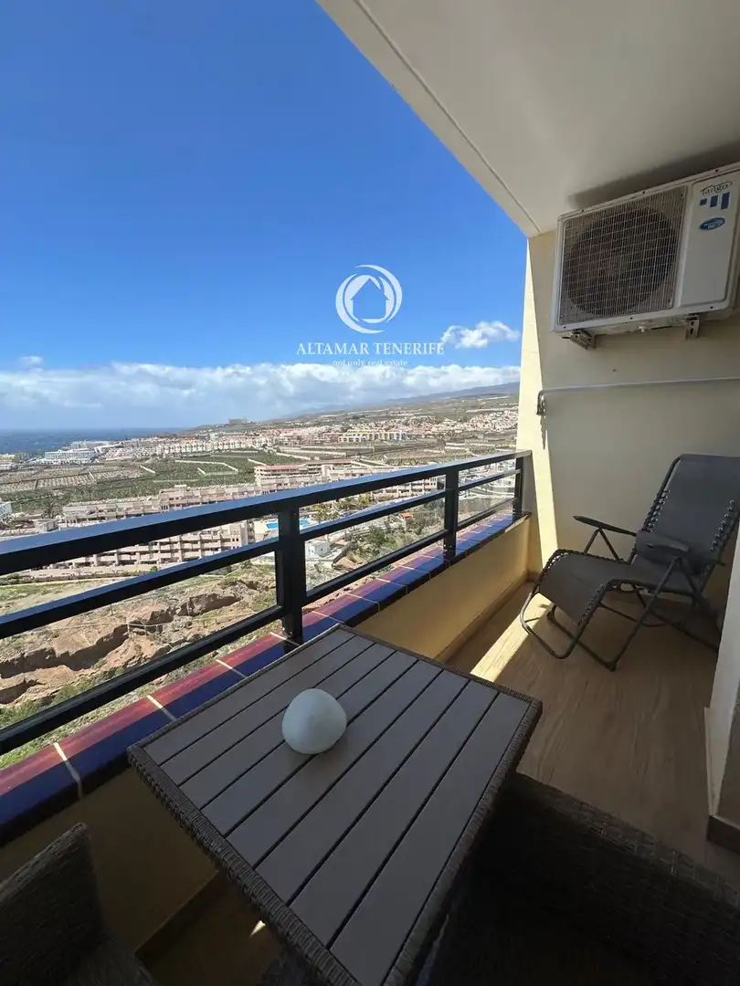 Apartamento con piscina en venta en AVENIDA ADEJE 300, 10, imagen 2