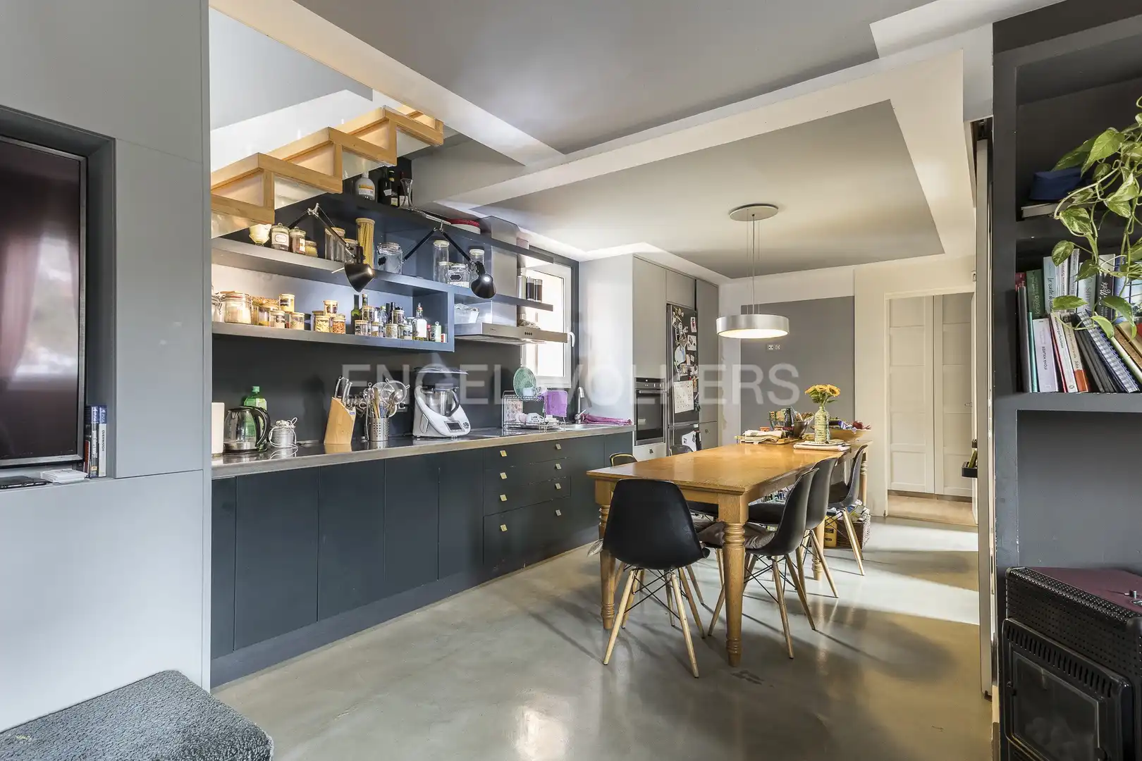 Cocina de Casa o chalet en venta en Barcelona con Aire acondicionado, Calefacción y Jardín privado