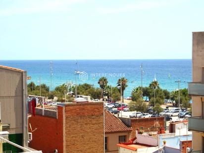 Außenansicht von Dachboden zum verkauf in Badalona mit Terrasse und Balkon