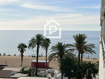 Flat with pool for sale in GOLA DE L ÉSTANY