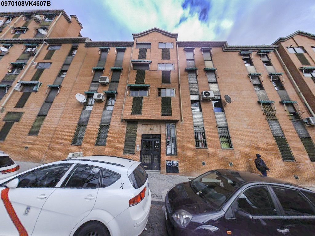 Vista exterior de Piso en venta en  Madrid Capital
