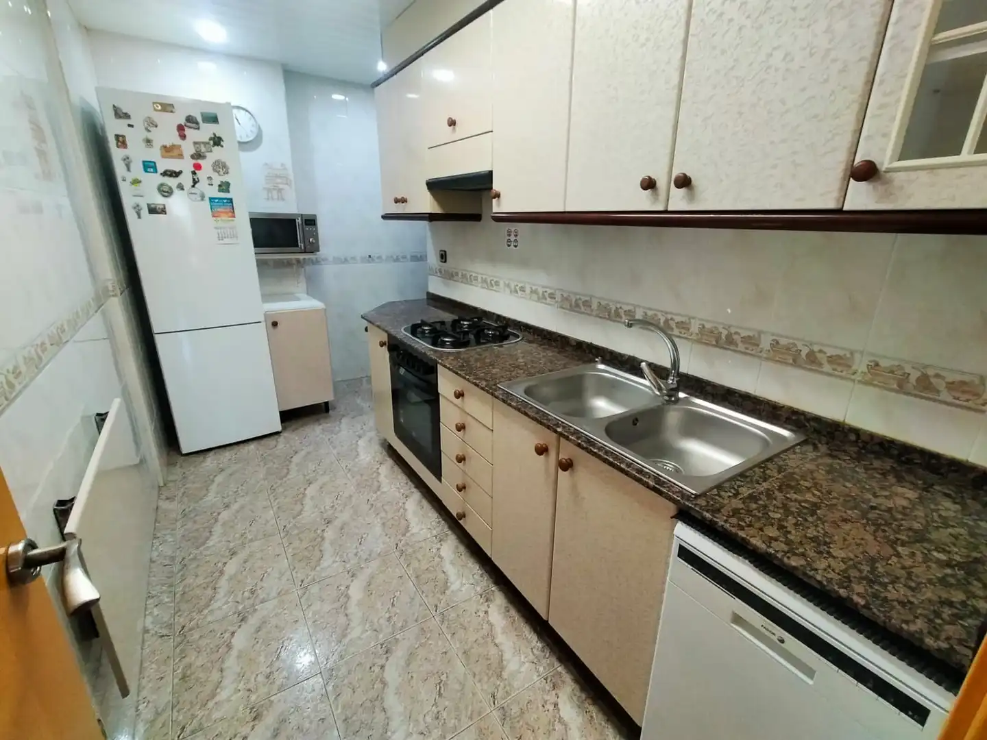 Kitchen of Flat for sale in Sabadell  with Air Conditioner, Storage room and Oven