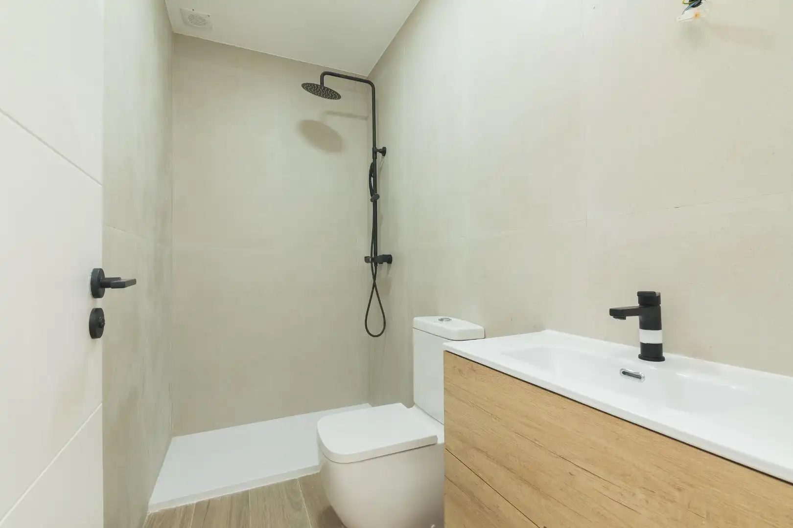 Baño de Dúplex en venta en Elche / Elx con Terraza
