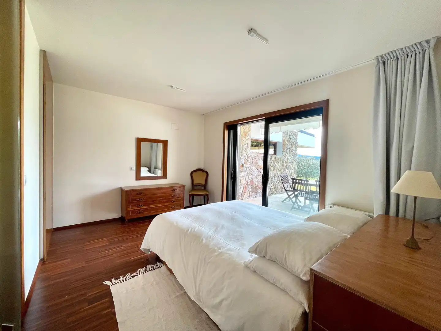 Habitación de Casa o chalet de alquiler en Cangas  con Jardín privado, Parquet y Terraza