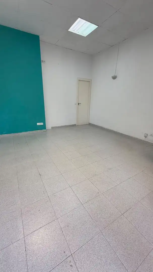 Local comercial en venda a Avenida del Mossèn Jaume Soler, imagen 2