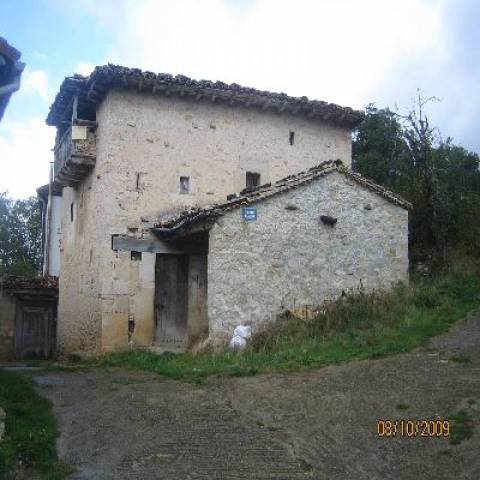 Casa-chalet en Venta en Merindad de Sotoscueva