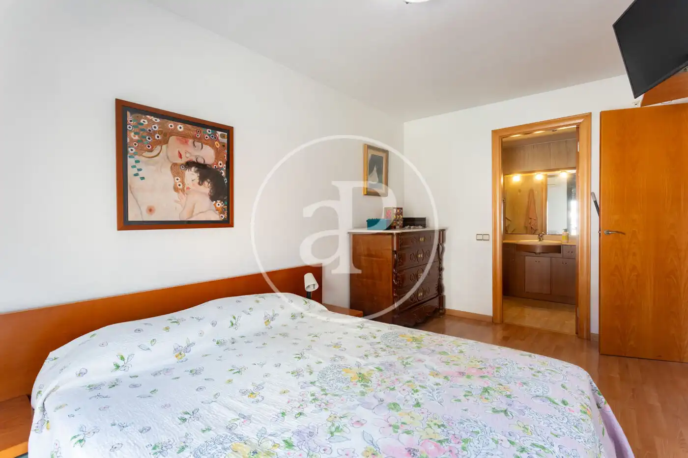 Dormitori de Casa adosada en venda en Cerdanyola del Vallès amb Aire condicionat, Calefacció i Terrassa