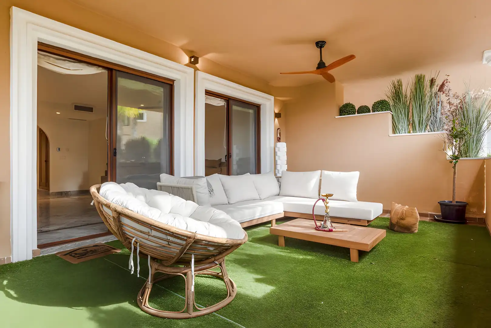 Terrasse von Erdgeschoss zum Verkauf in Marbella mit Klimaanlage, Terrasse und Schwimmbad