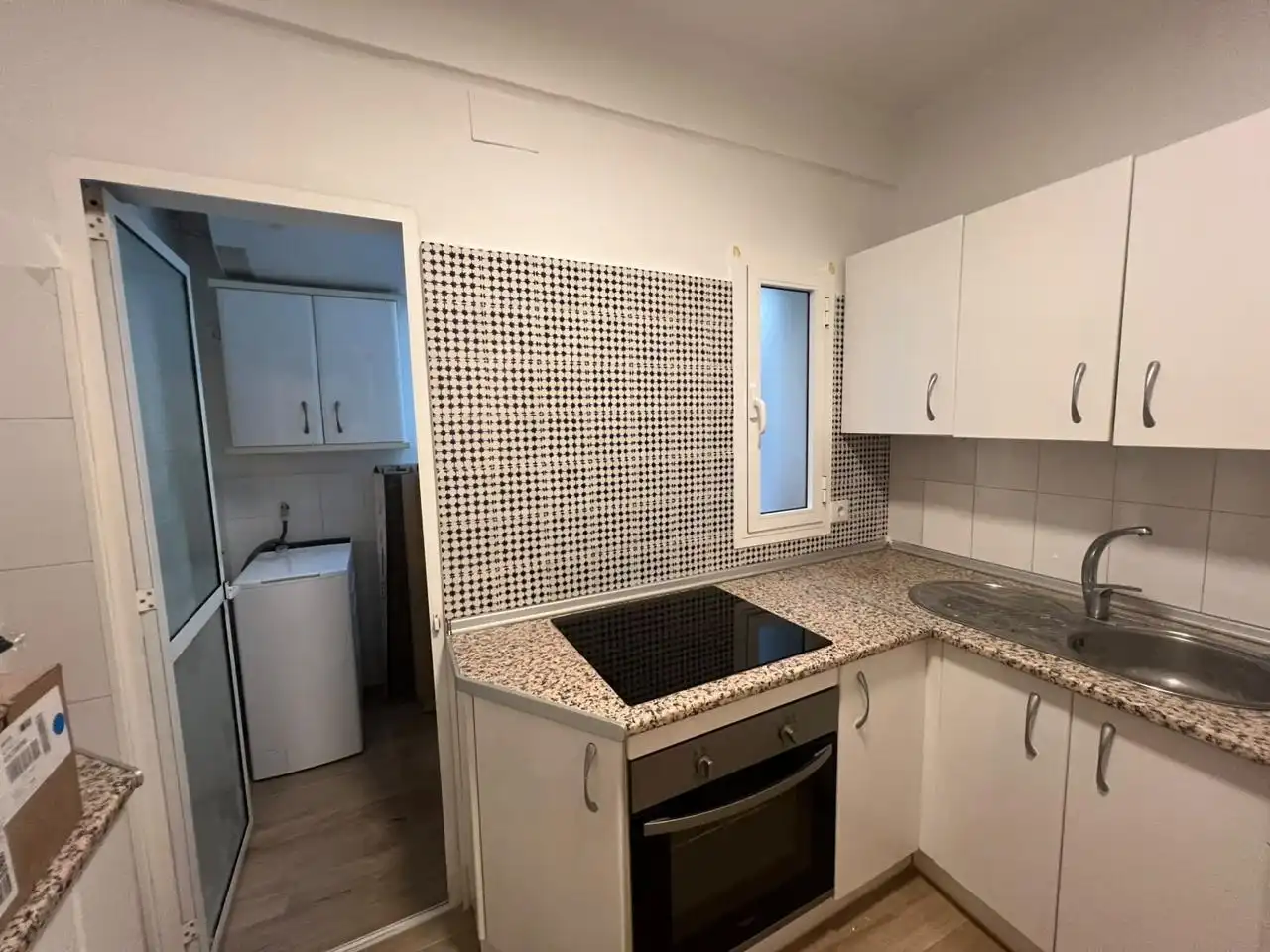 Kitchen of Flat for rent in Sevilla  with Air Conditioner, Terrace and Furnished