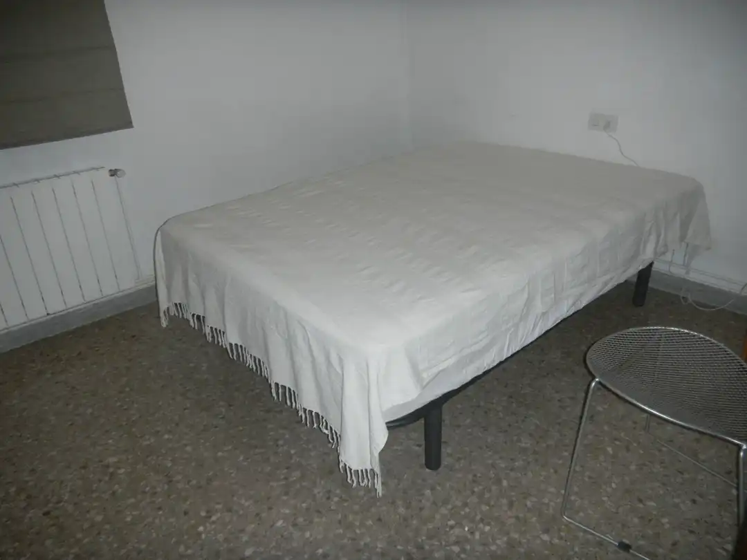 Habitación de Piso de alquiler en Tarragona con Aire acondicionado, Calefacción y Amueblado