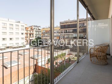 Appartamento con balcone in vendita a Eixample