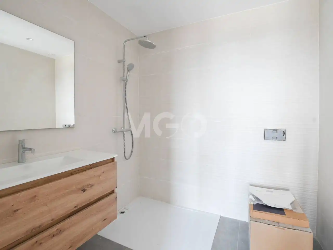 Badezimmer von Wohnung zum Verkauf in Vic mit Heizung und Terrasse