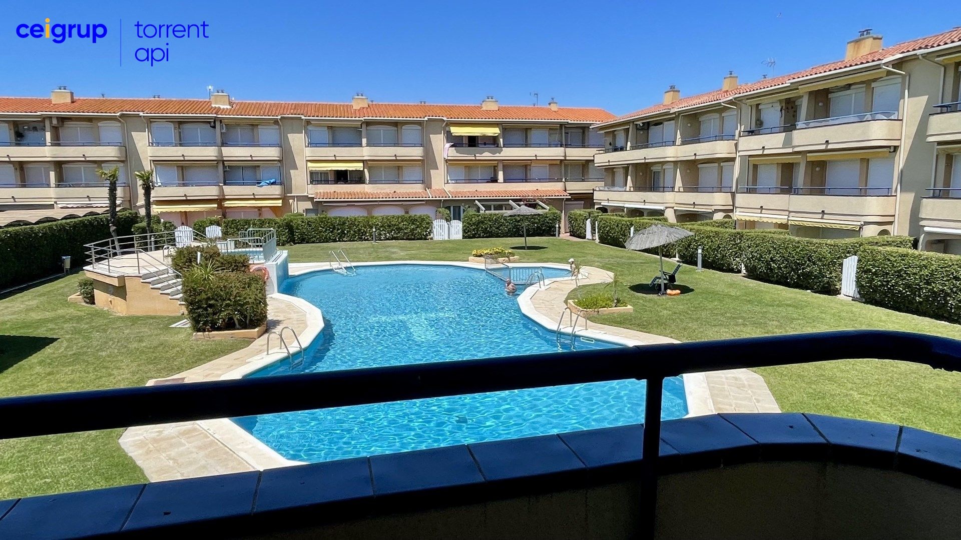 Piscina de Pis en venda en L'Estartit amb Terrassa, Piscina i Moblat