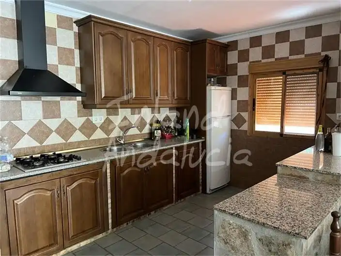 Detached house with pool for sale in Alcaudete, imagen 3