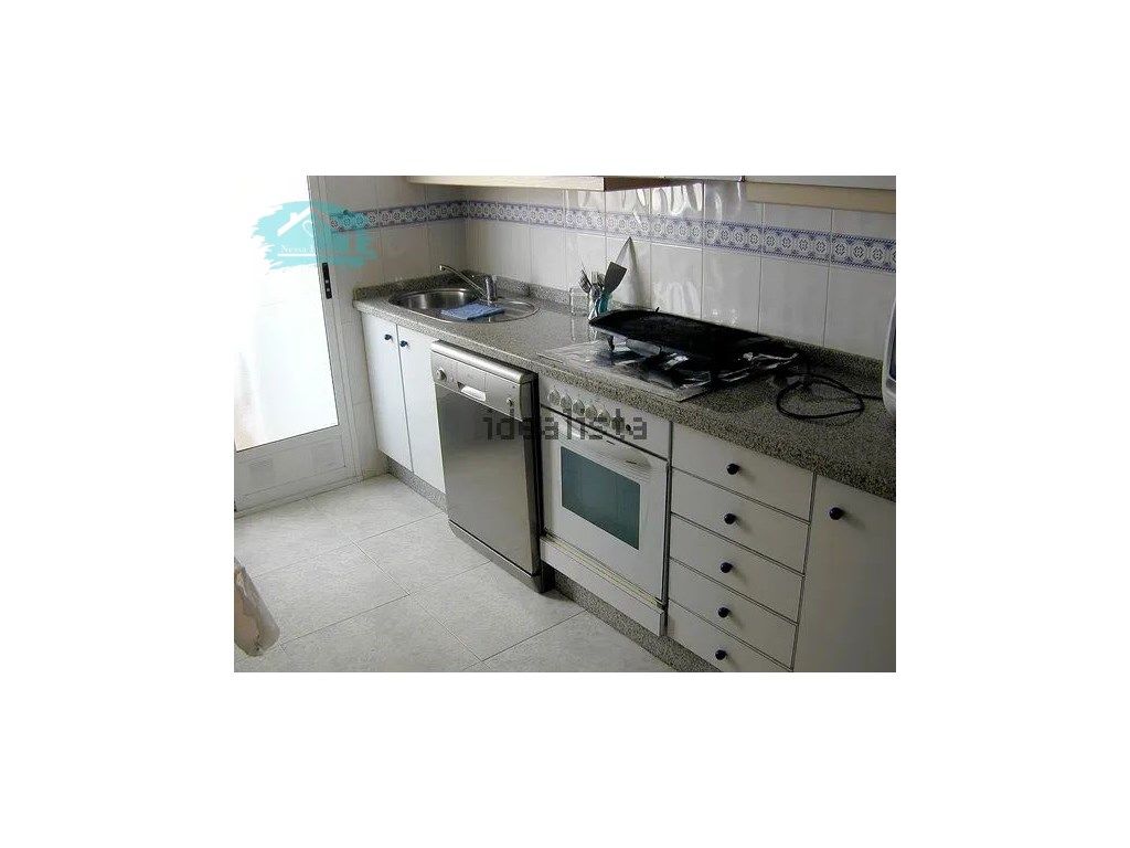 Kitchen of Flat to rent in Sant Joan d'Alacant  with Washing machine, Microwave and Balcony