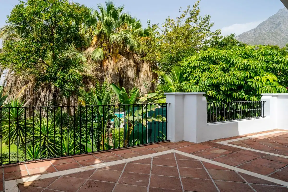 Terraza de Piso en venta en Marbella con Aire acondicionado, Calefacción y Jardín privado