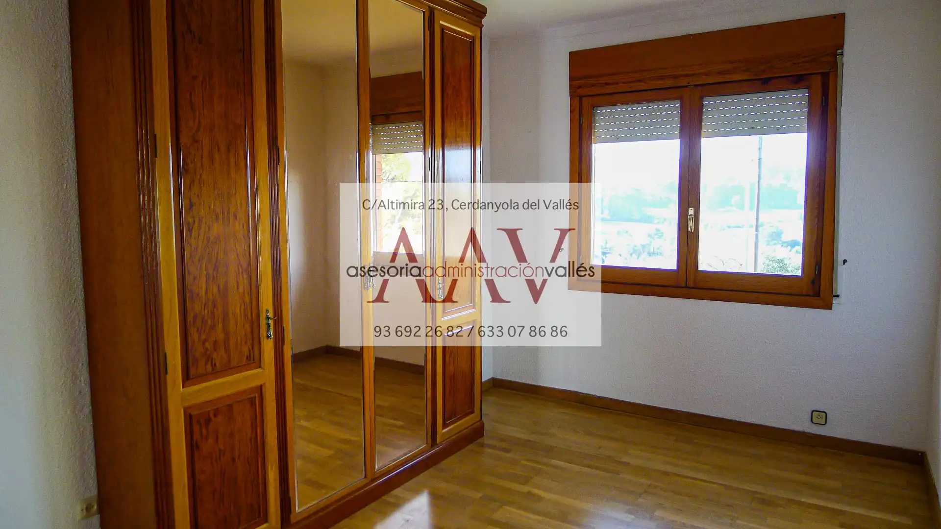 Dormitori de Casa o xalet en venda en Cerdanyola del Vallès amb Aire condicionat, Calefacció i Jardí privat