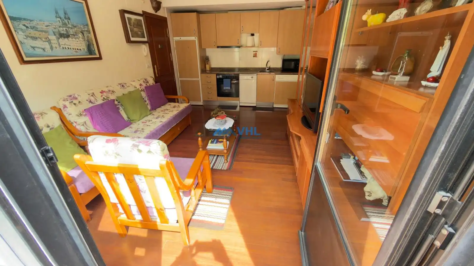 Sala d'estar de Pis en venda en Castro-Urdiales amb Calefacció, Terrassa i Moblat