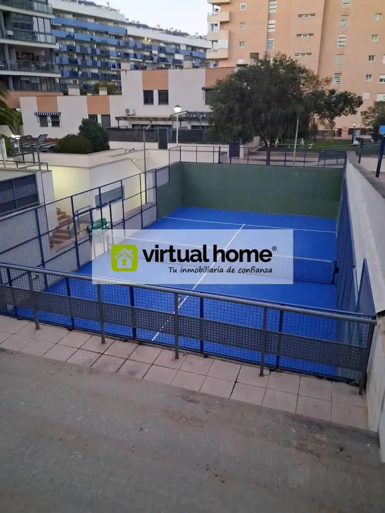Vista exterior de Pis de lloguer en Villajoyosa / La Vila Joiosa amb Calefacció, Moblat i Piscina comunitària