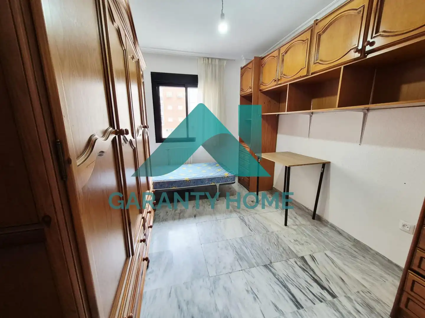 Habitación de Piso en venta en Cáceres con Terraza, Trastero y Amueblado