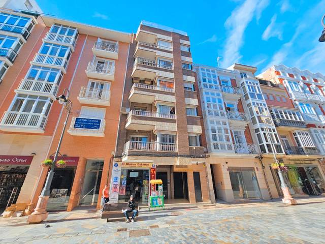 Piso en Venta en Calle Carmen en Casco Antiguo