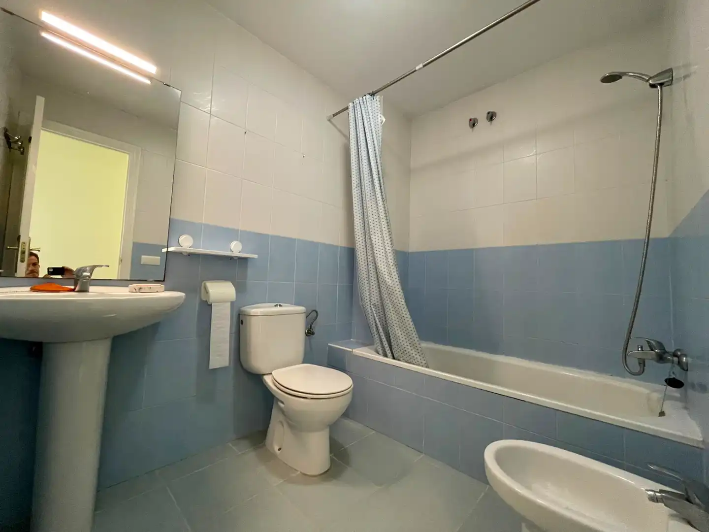 Bathroom of Attic for rent in Jerez de la Frontera  with Air Conditioner, Terrace and Swimming Pool