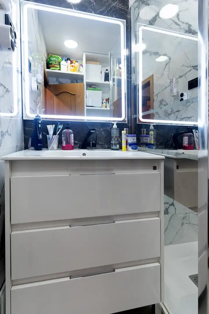 Badezimmer von Wohnung zum Verkauf in Alcalá de Henares mit Klimaanlage, Heizung und Terrasse