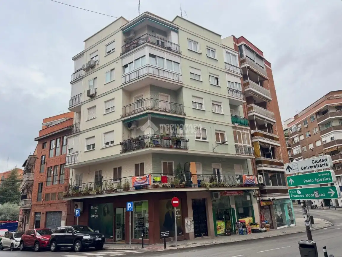 Außenansicht von Wohnung zur Miete in Tetuán