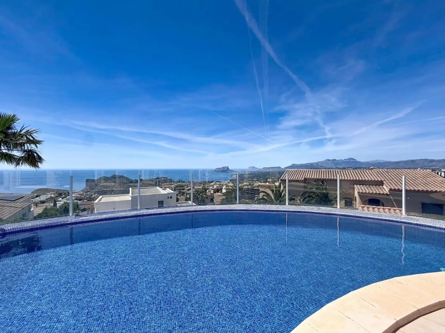 Chalet con terraza en venta en Cumbre del Sol, imagen 3