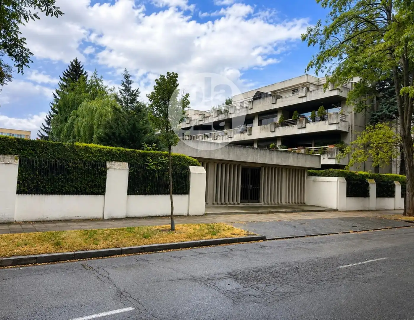 Außenansicht von Maisonette zum Verkauf in Burgos mit Heizung, Terrasse und Abstellraum