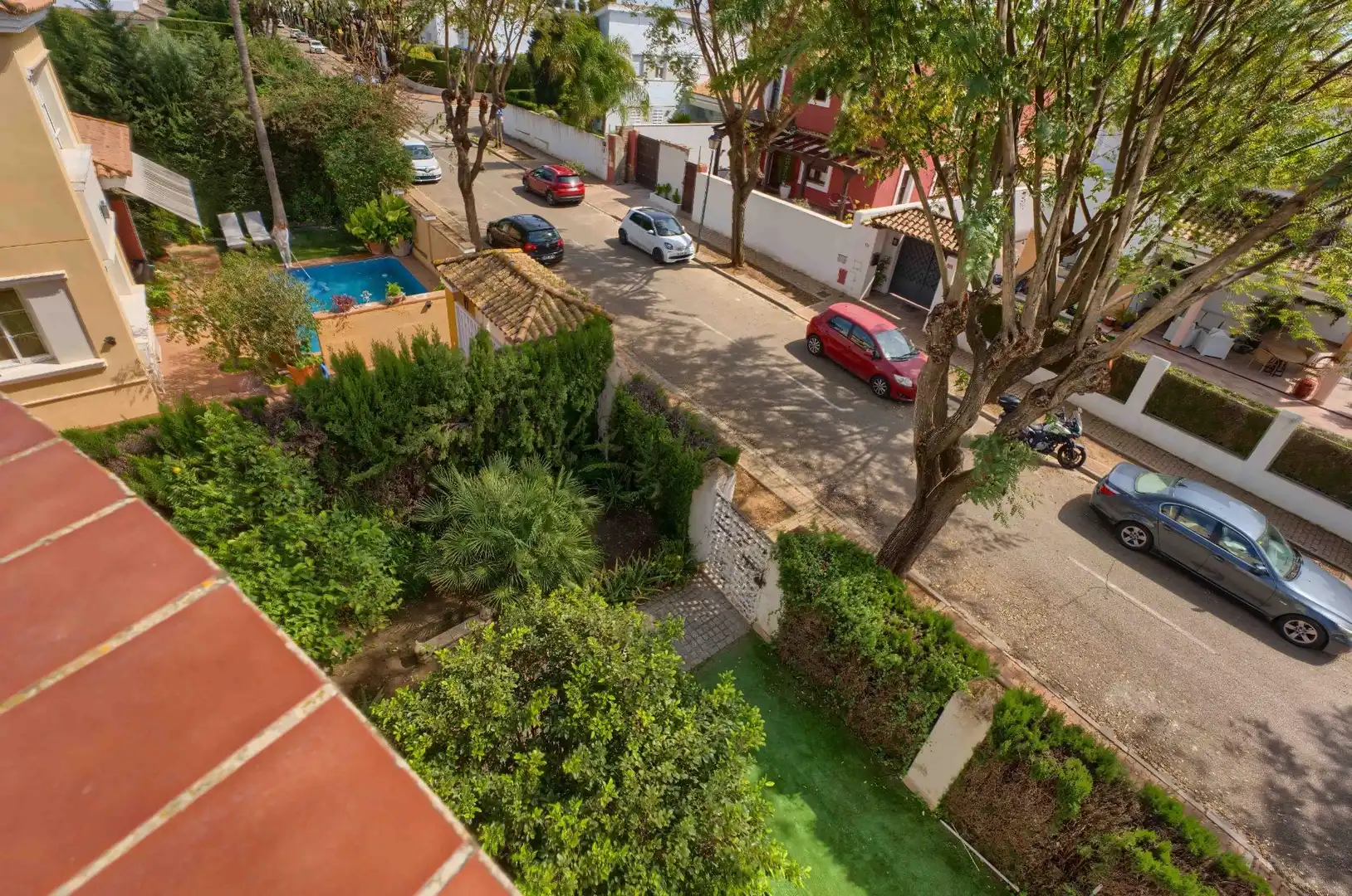 Vista exterior de Casa o chalet en venta en Bormujos con Aire acondicionado, Calefacción y Jardín privado
