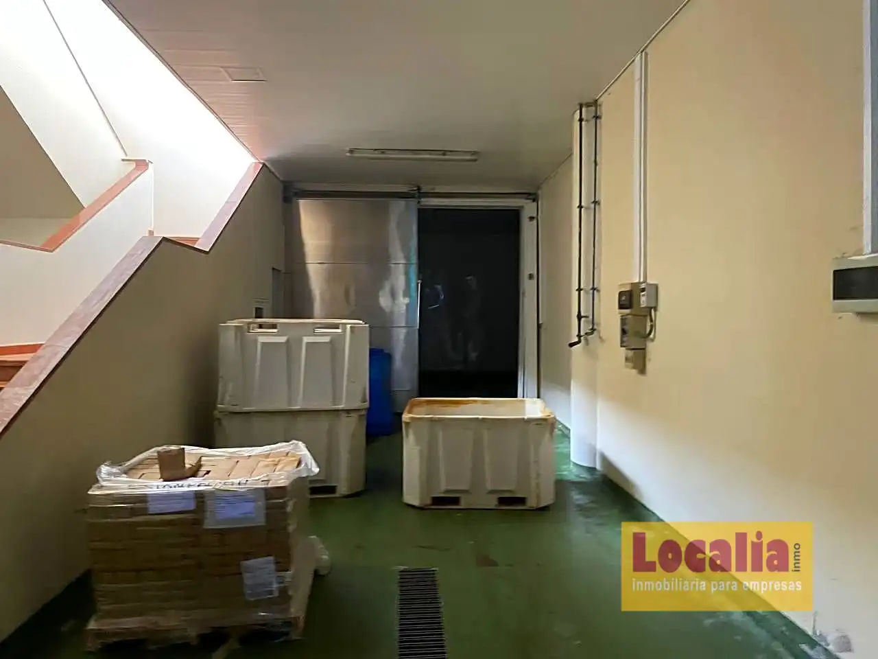Nave industrial en venta en Laredo