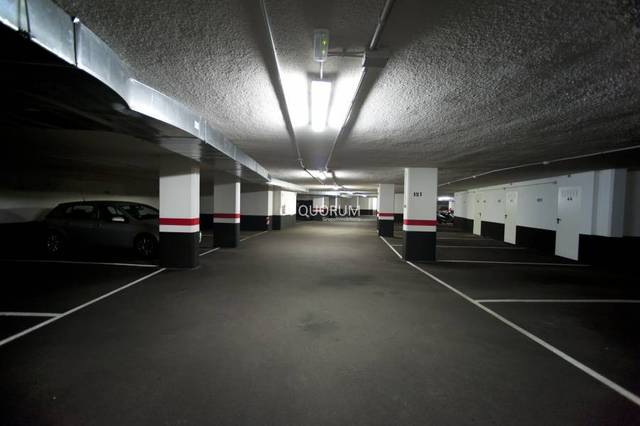 Garaje en Venta en Bolueta