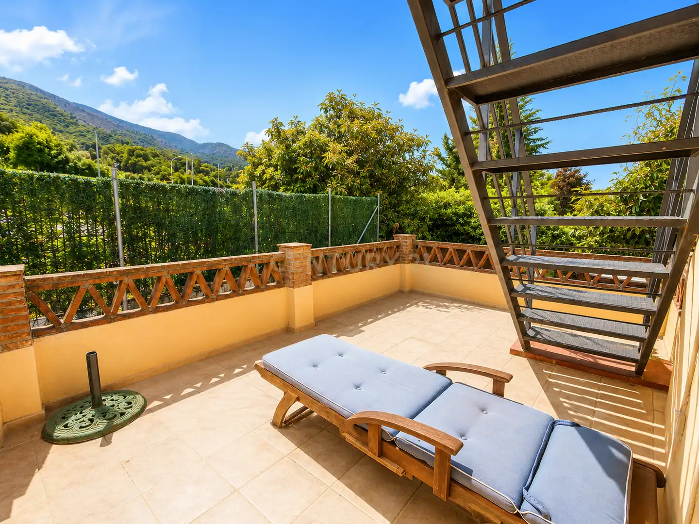 Terraza de Casa o chalet en venta en Alhaurín El Grande con Jardín privado, Trastero y Piscina