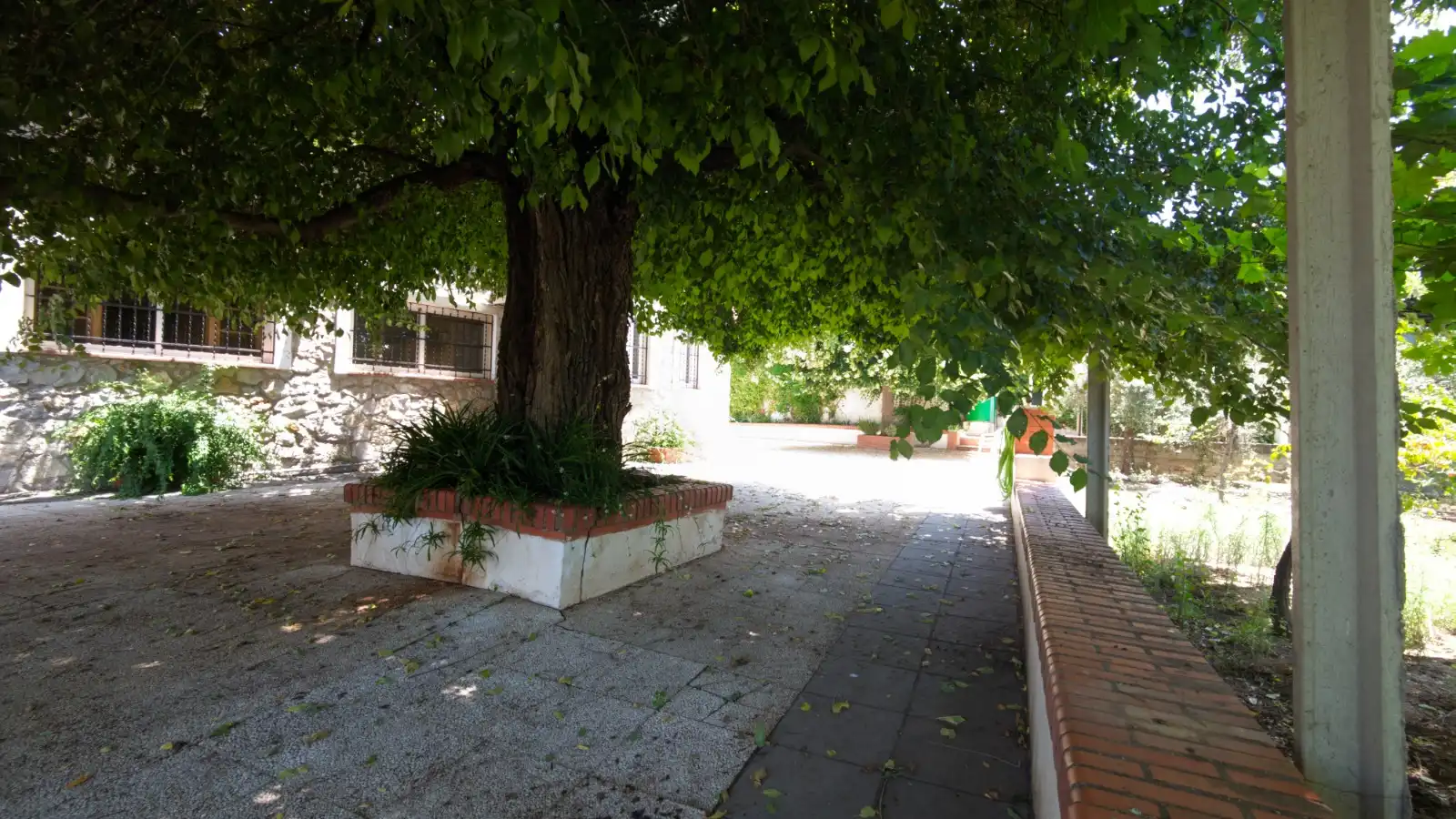 Jardí de Casa o xalet en venda en La Zubia amb Aire condicionat, Jardí privat i Traster