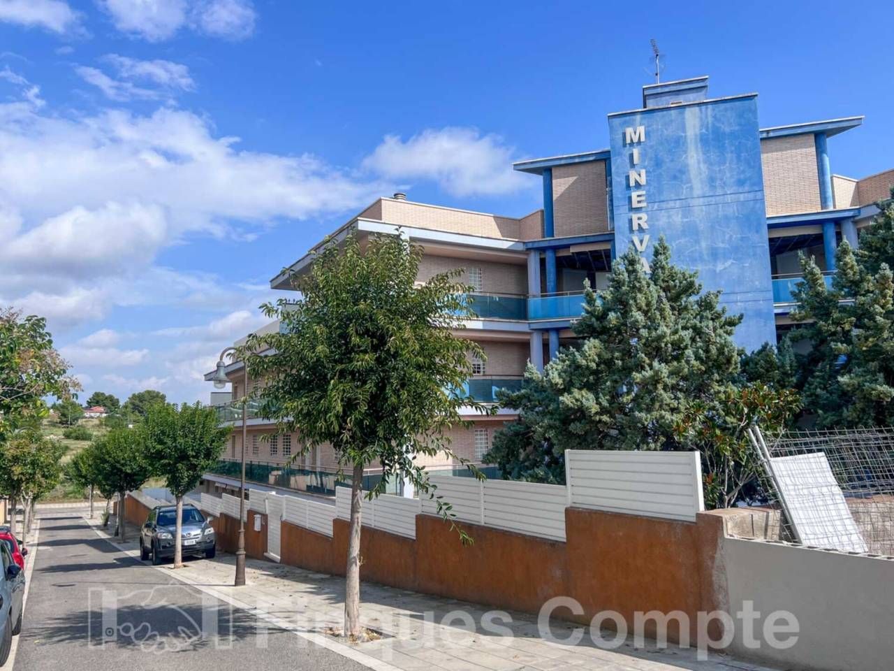 Flat for sale in victoria dels angels