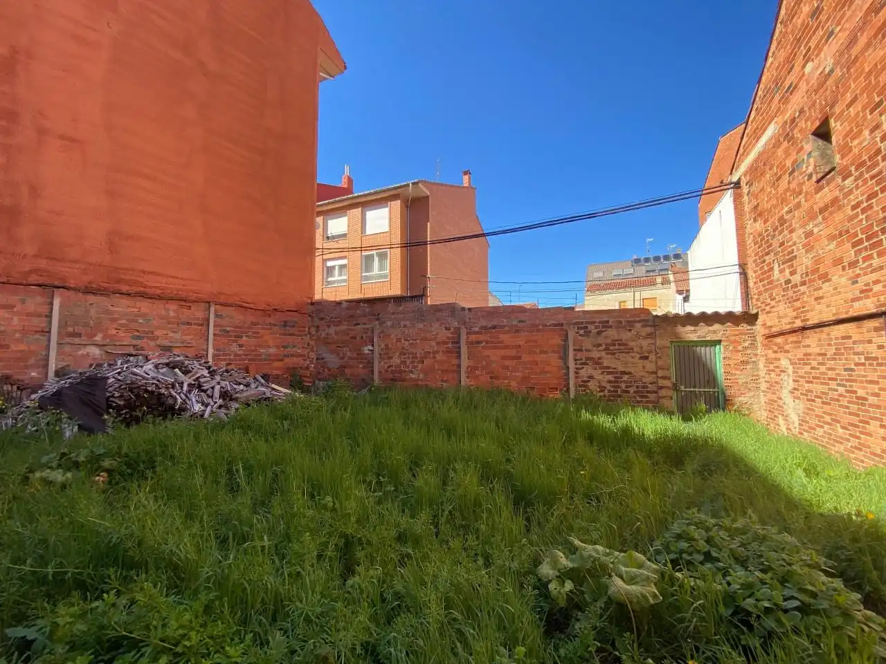 Casa o xalet en venda en León Capital  amb Traster