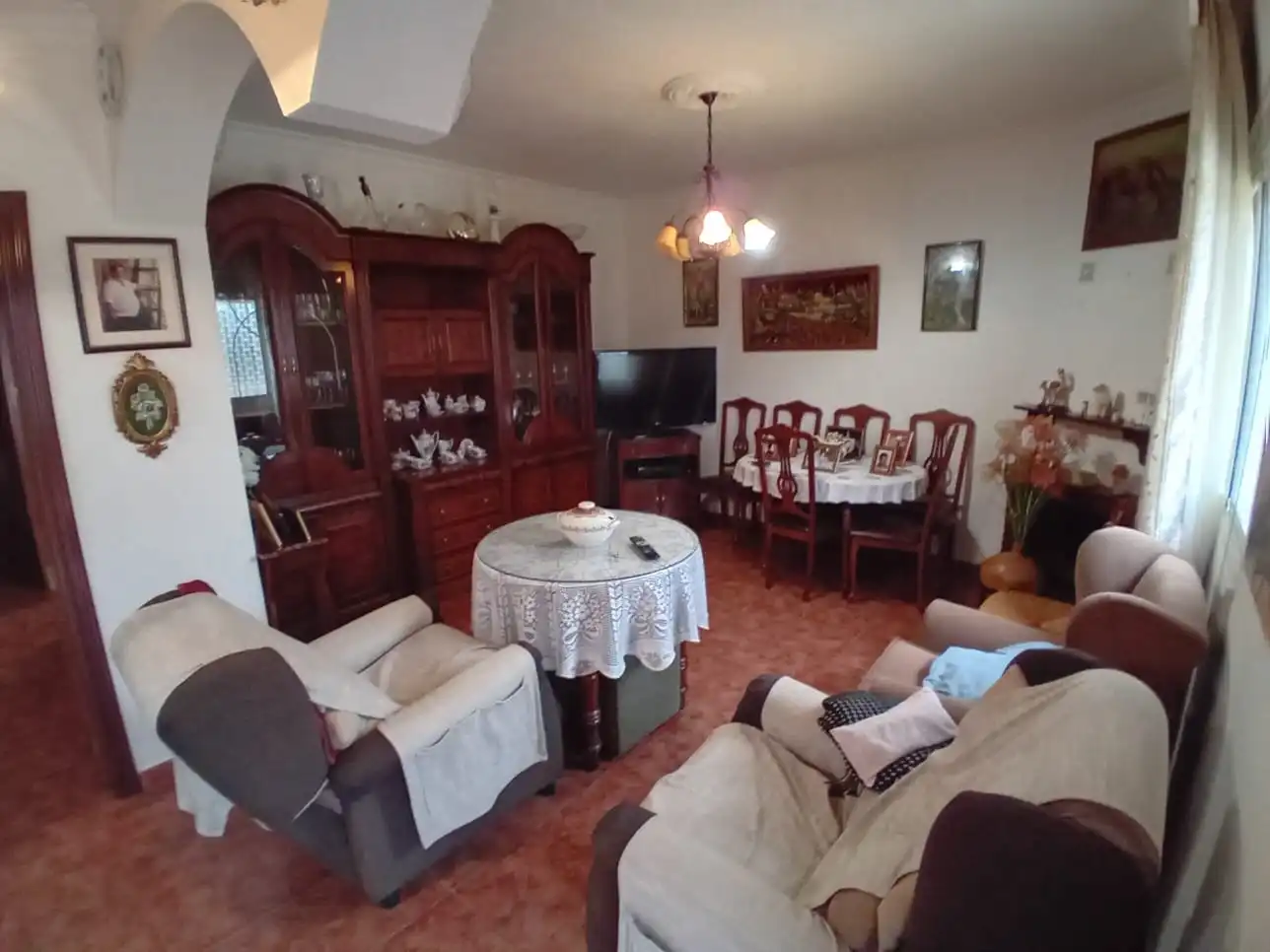 Wohnzimmer von Country house zum Verkauf in Álora mit Privatgarten, Terrasse und Abstellraum