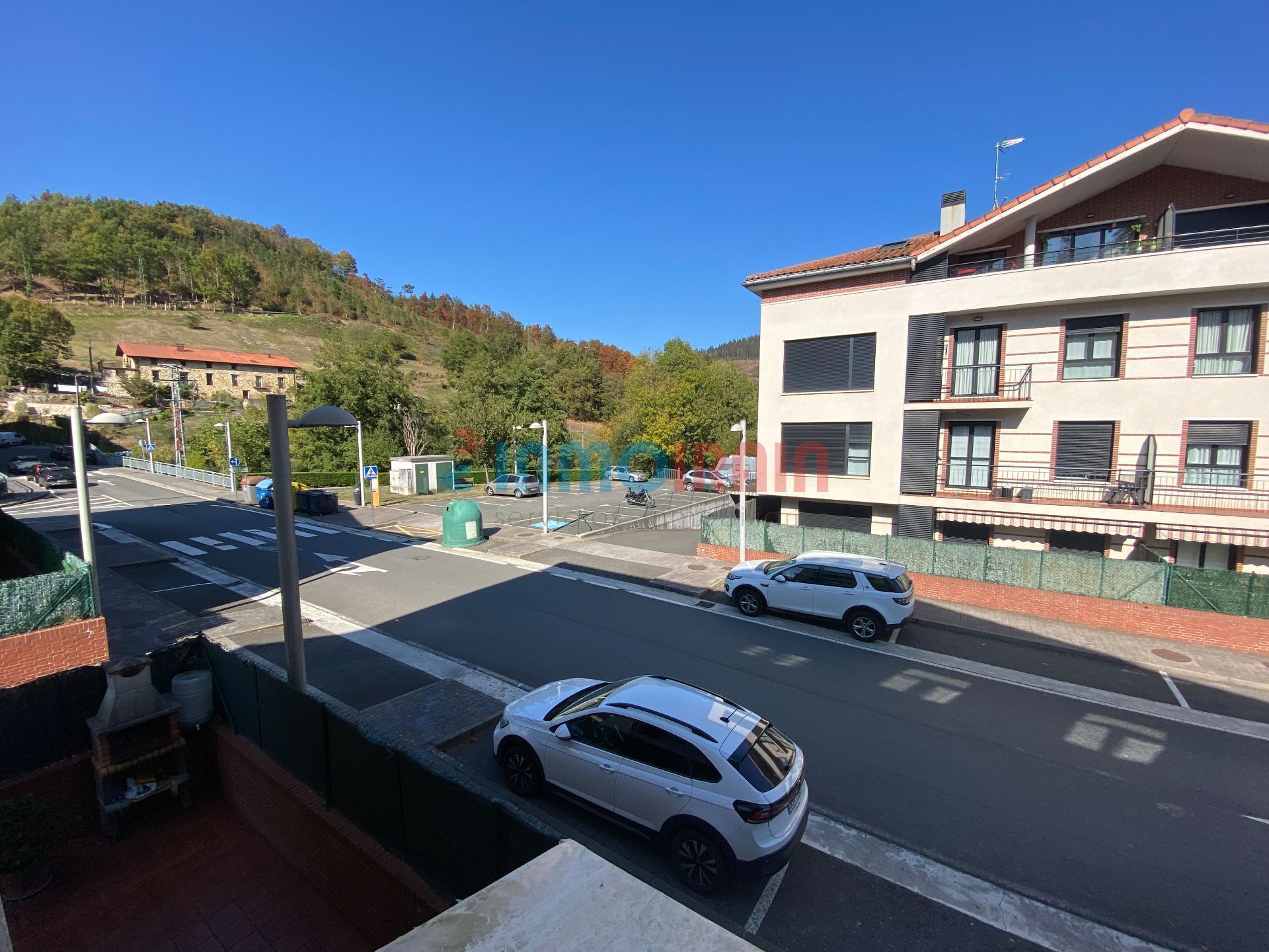 Vista exterior de Pis en venda en Zegama amb Calefacció i Traster