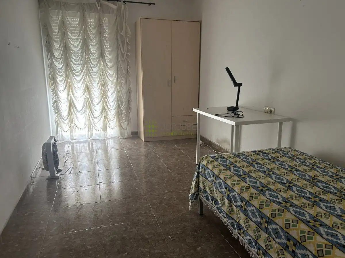 Piso en venta en Vicente sos baynat, Estación - Universidad