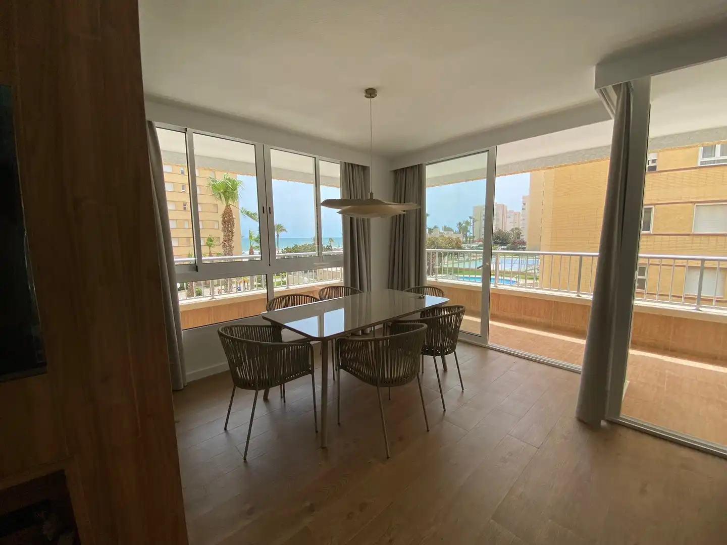 Comedor de Piso de alquiler en Alicante / Alacant con Aire acondicionado, Calefacción y Jardín privado