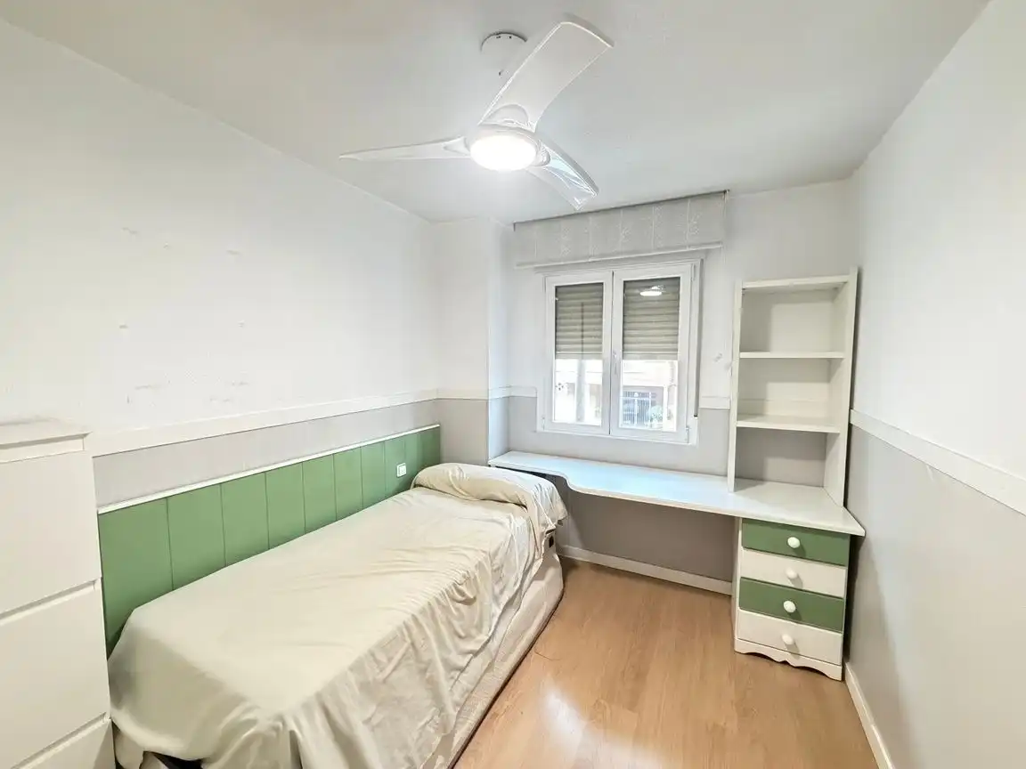 Piso con ascensor en venta en Calle de Braulio Vivas, imagen 22